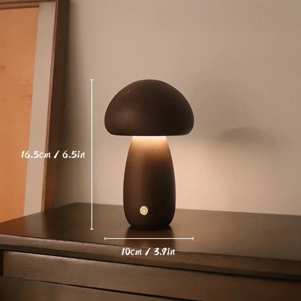 Mycenaa - Mushroom-Shaped Table Lamp
