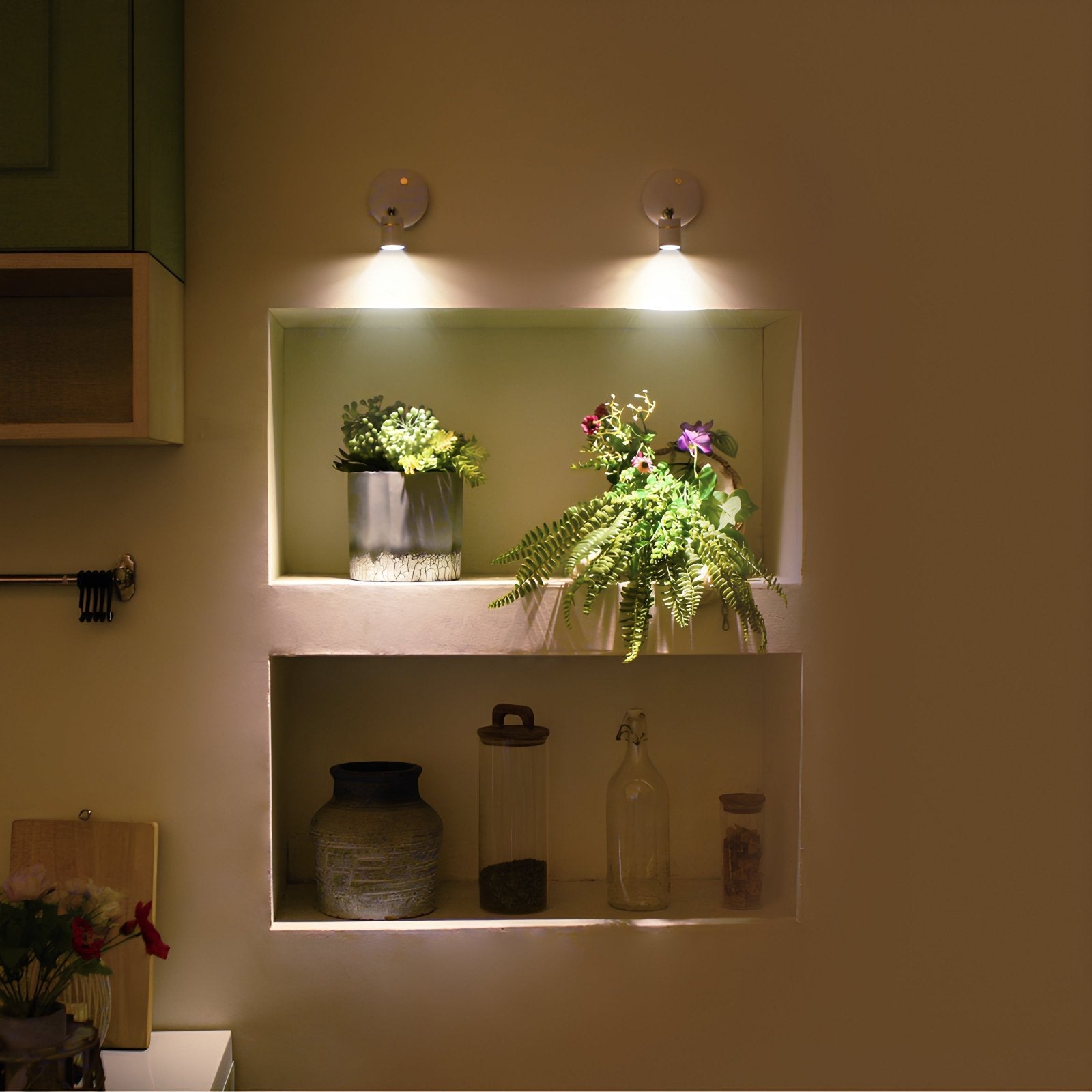 Pivota - Adhesive Multi-Directional Spotlight