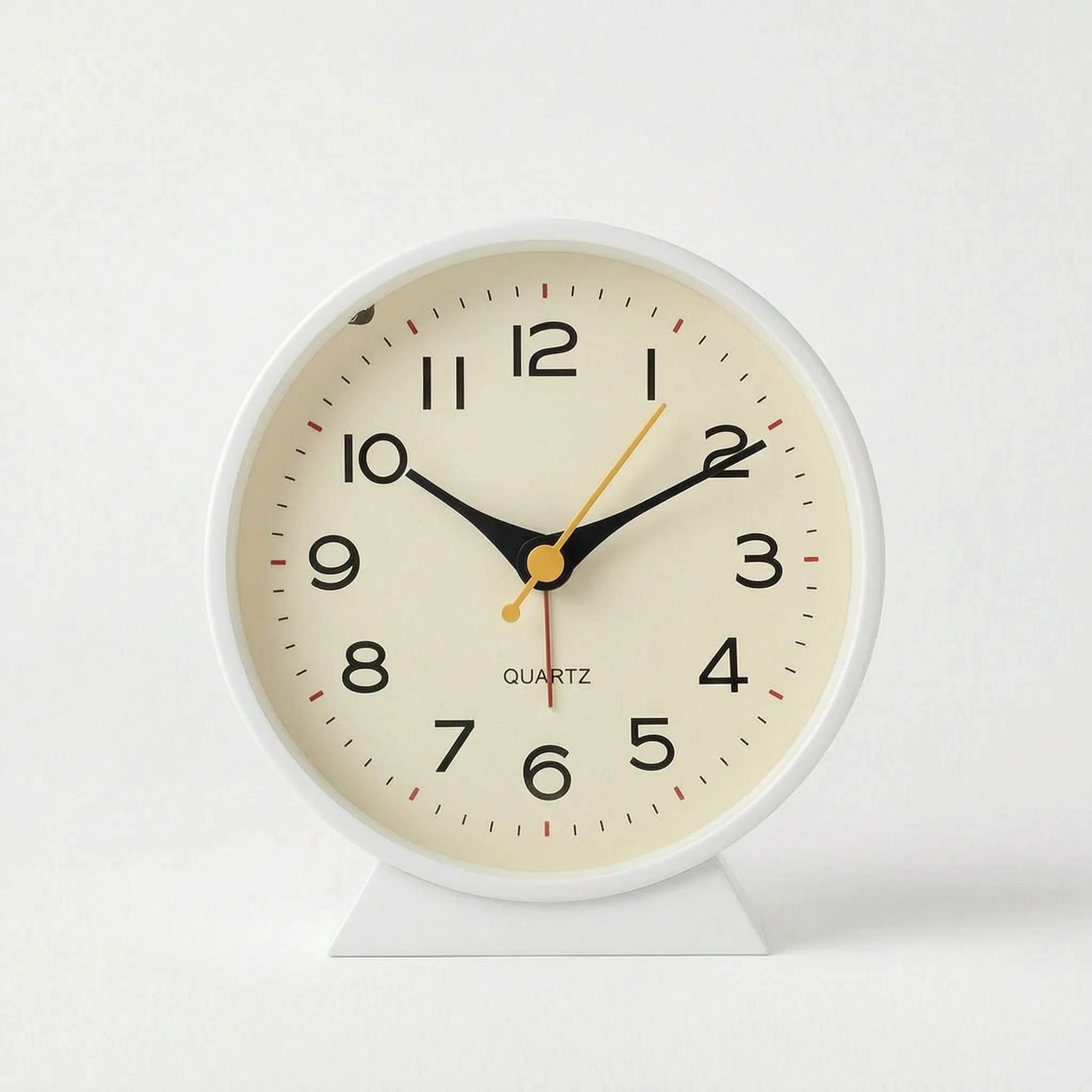 RetroWake - Retro Analogue Desk Alarm Clock