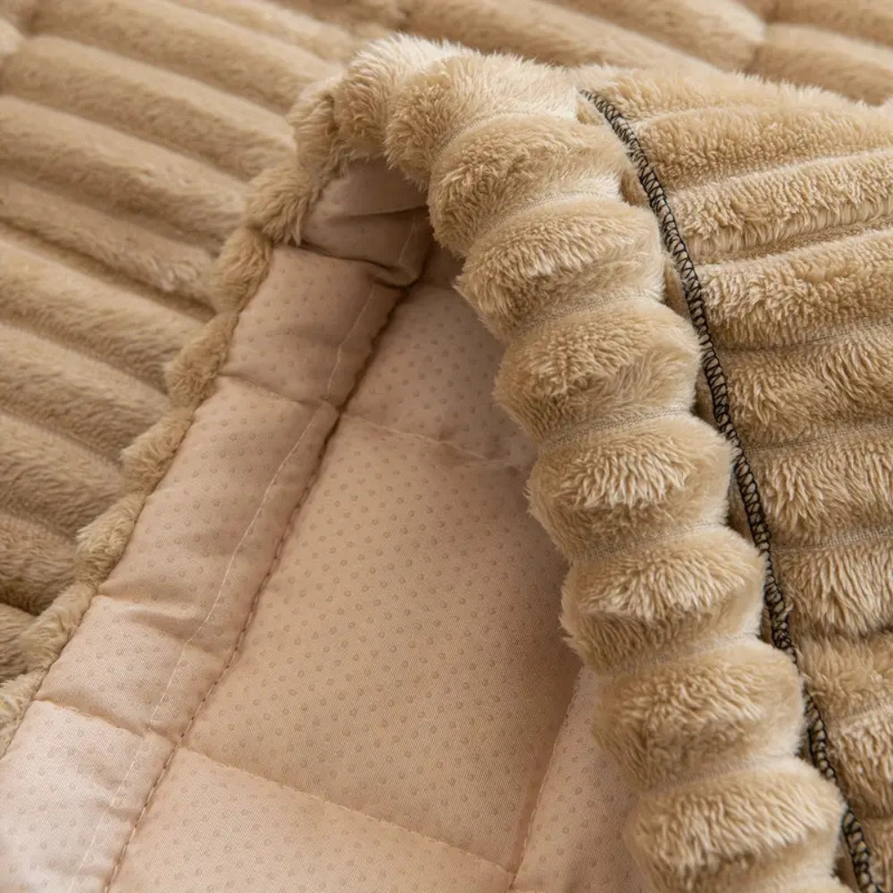 Soflura - Quilted Textured Sofa Cover