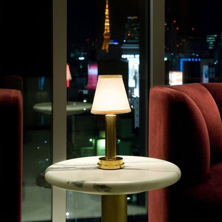 Auralux - Rechargeable LED Table Lamp