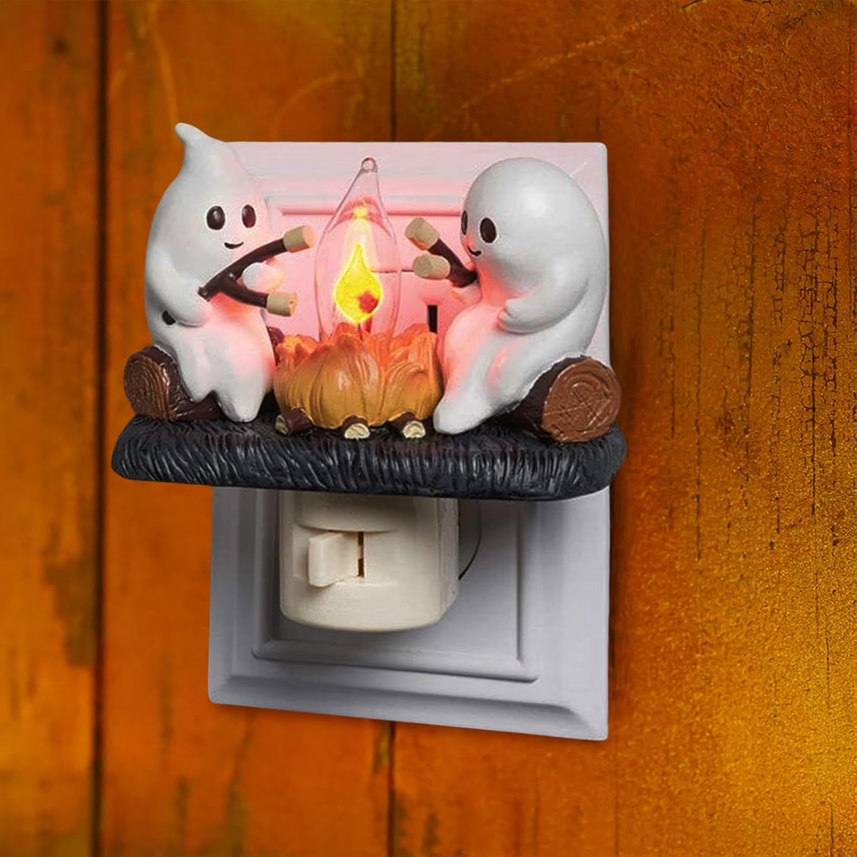 Ghost campfire night light with flickering LED flame