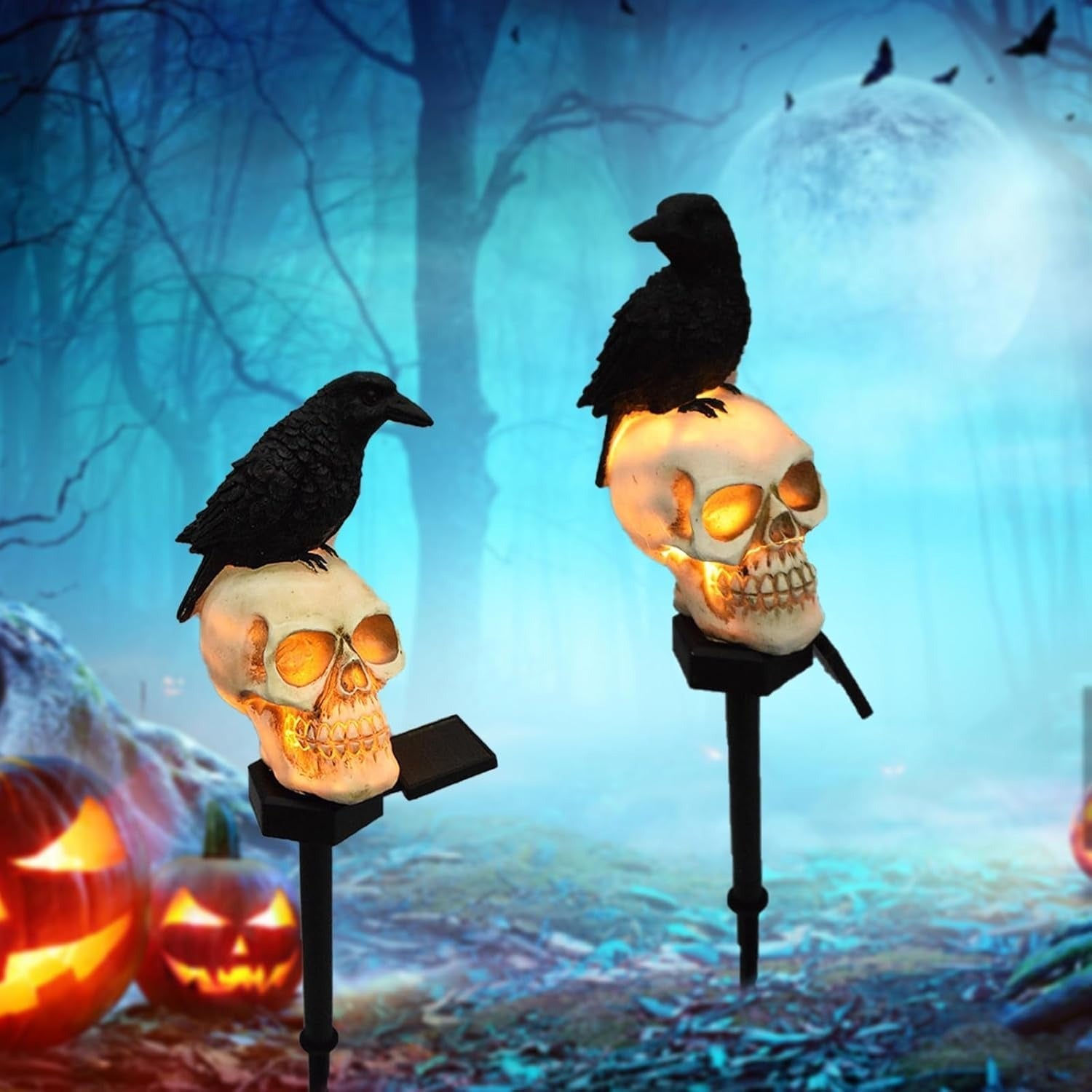 Solar Halloween crow skull garden light